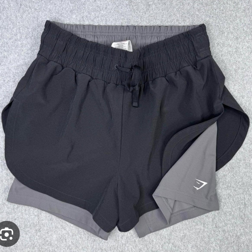 Gymshark Women's Black and Gray Athletic Shorts